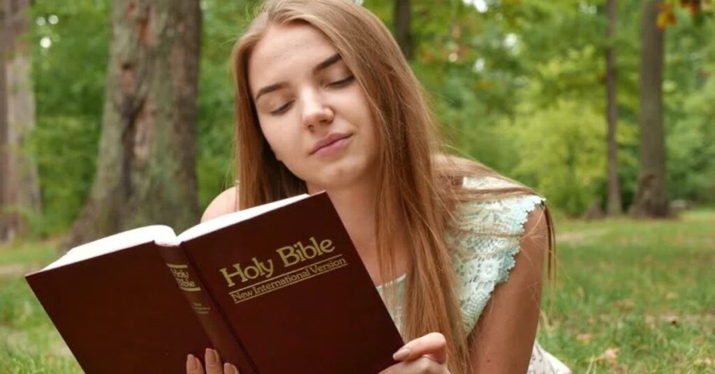 350 Best Biblical Girl Names with Meanings for 2025