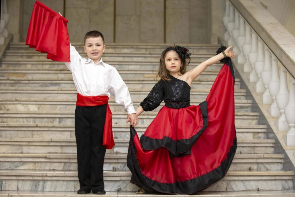 🕊️ Religious & Biblical Spanish Last Names